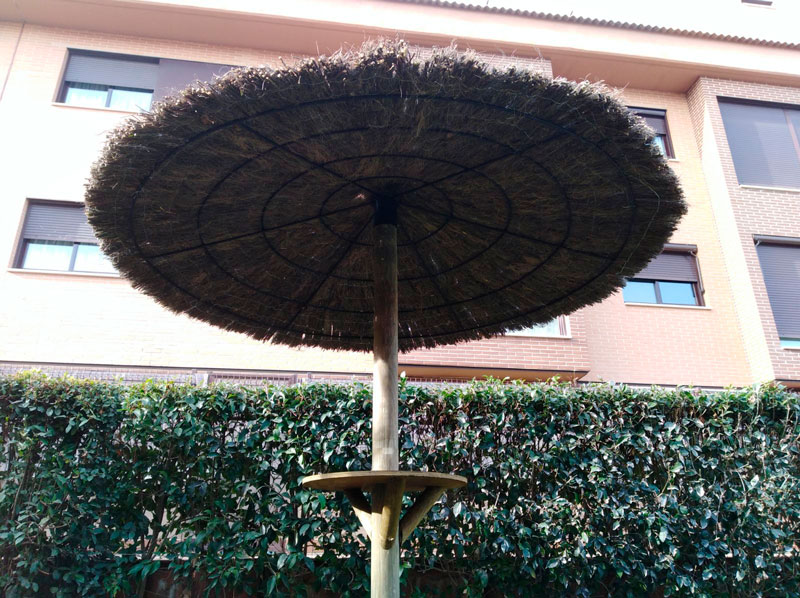 Sombrillas de Brezo con Mesa Incluida en Ciudad Real