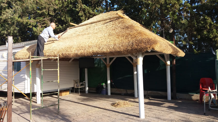 Pérgola de Caña Marina impermeabilizada en Cádiz