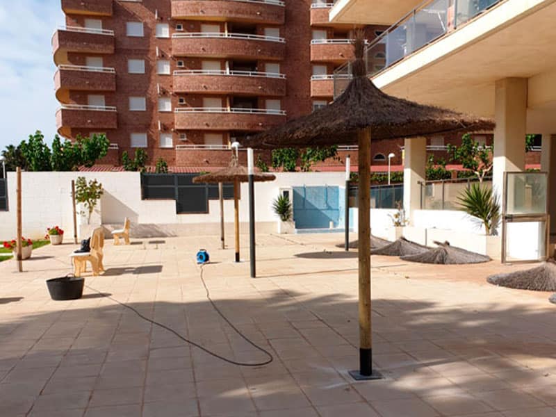 Sombrillas de Brezo en Oropesa del Mar